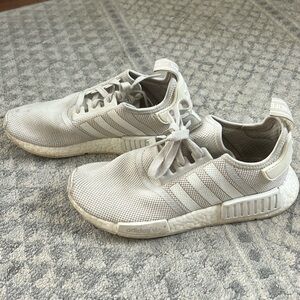 Adidas sneakers boosts